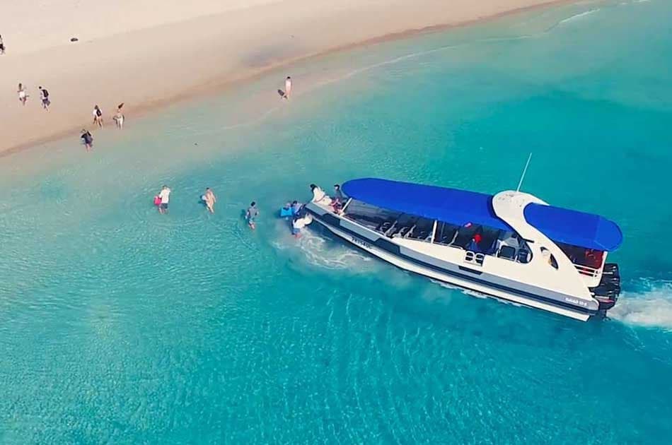 ZigZag Whitsundays Day Tour