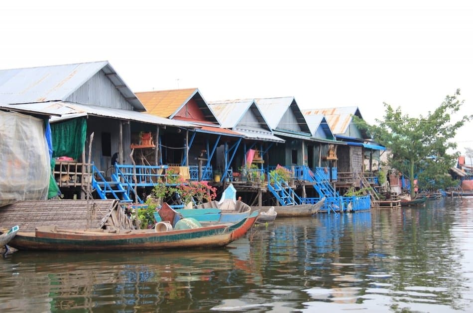 Guided Floating Village Tour