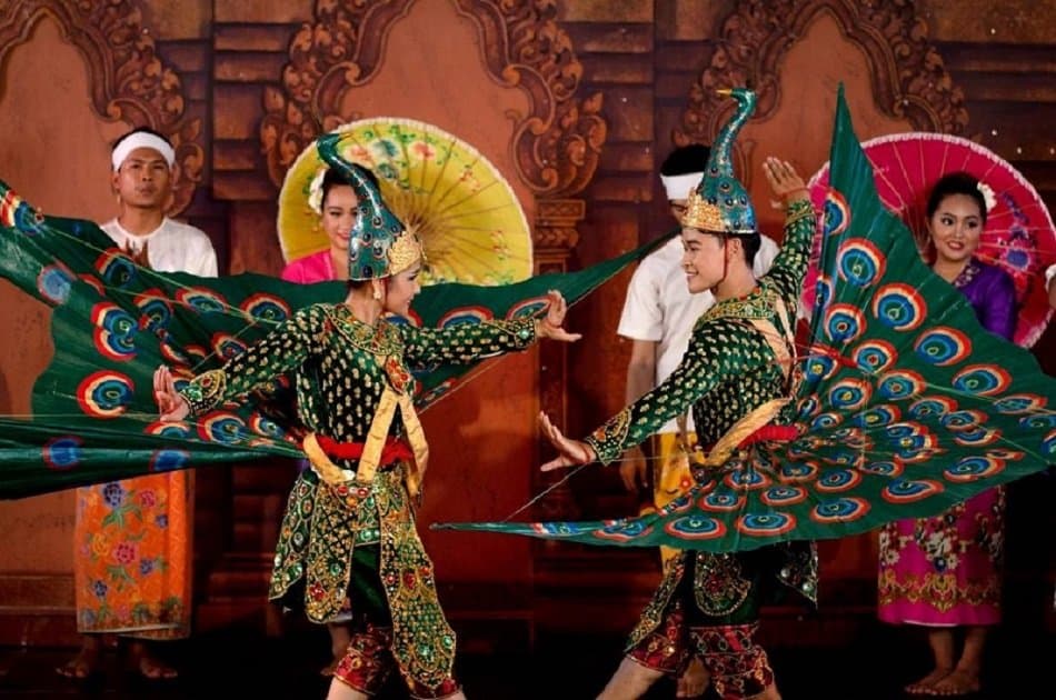 Plae Pakaa Arts Performances in Phnom Penh