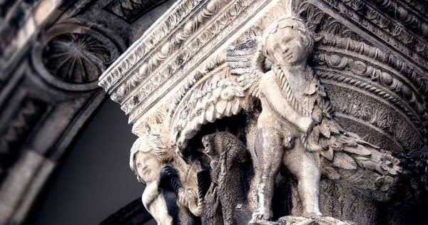 Stroll through Dubrovnik Old Town