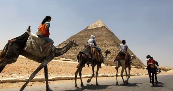 Camel/Horse Ride at the Great Giza Pyramids