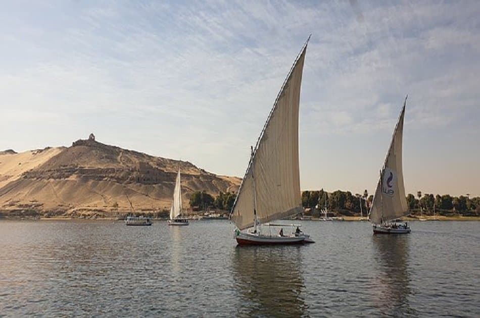 Nour El Nile Dahbaiya Cruises