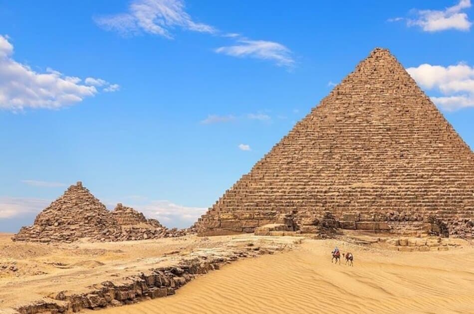 Private Tour to Giza Pyramids