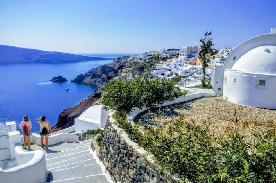 Private Guided Day Tour of Santorini