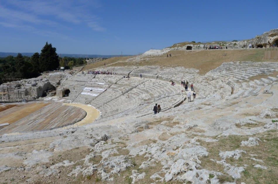 Visit to Syracuse from Taormina