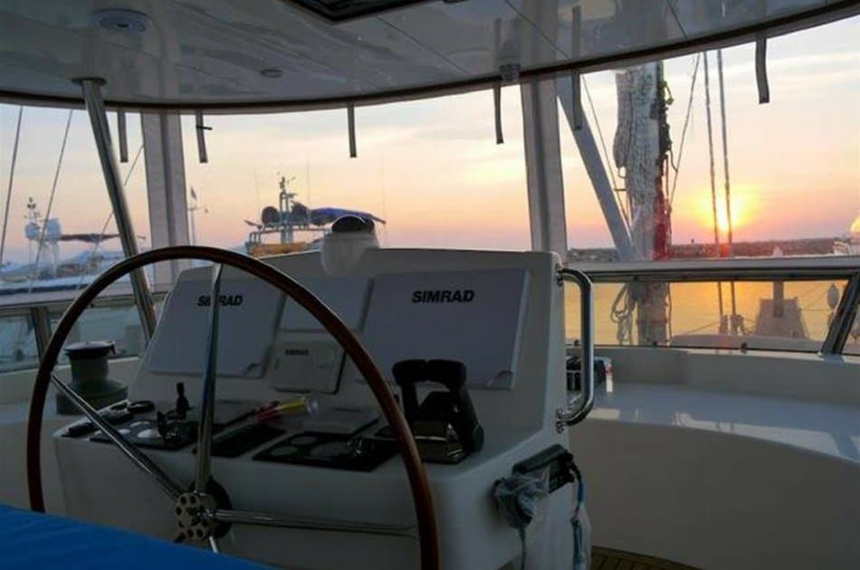 4 Hour Catamaran SB Tour (up to 40 people)