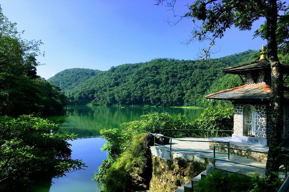 Pokhara City Day Tour by Bus in Sharing