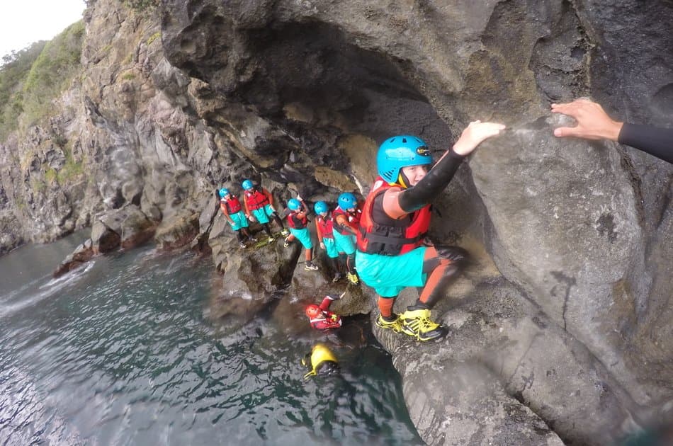 Coasteering in Caloura
