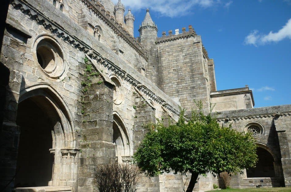 Evora and Monsaraz – Wine and Gastronomy