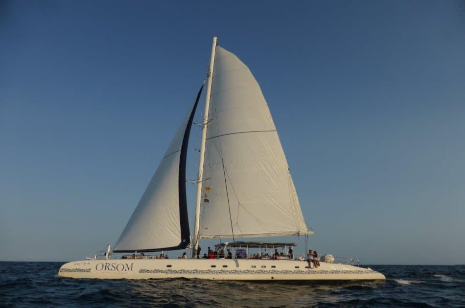 Catamaran Sail & Skyline