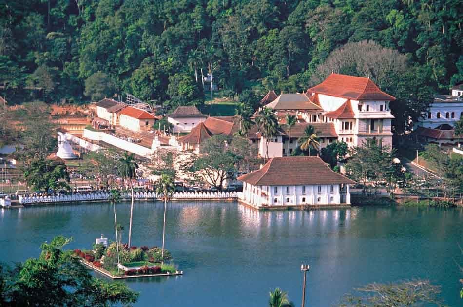 Kandy Sights Tour from Kandy