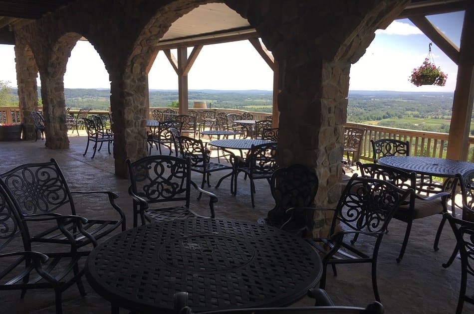 Customized Full Day Private Wine Tour in Virginia