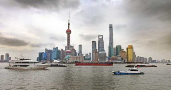 Shanghai Night Tour of the Bund and Luxury Huangpu River Cruise
