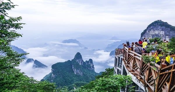 Zhangjiajie Private Trip of Tianmen Mountain, Sky Walk and Tujia Custom Discovery
