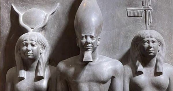 Private Tour to Giza Pyramids and The Egyptian Museum