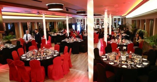 Dinner & Cruise with Live music on Christmas Eve in Budapest