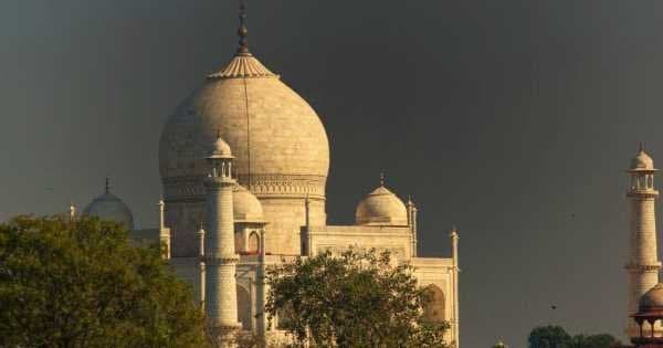 2 Day Private Guided Taj Mahal Tour By Flight From Mumbai