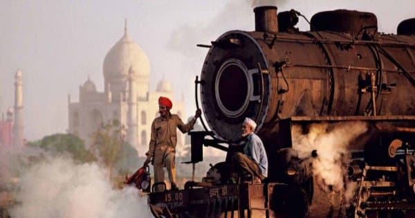 From Delhi: Taj Mahal and Agra Full-Day Tour by Fast Train