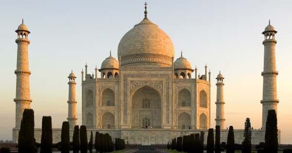 Private Taj Mahal at Sunrise & Agra Day-Tour from New Delhi