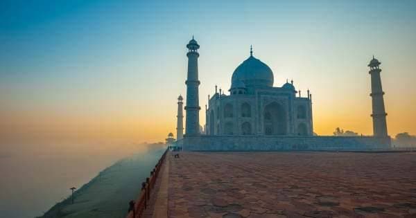 Sunrise Taj Mahal Tour by Private Car