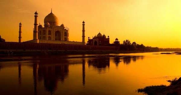 Taj Mahal Day Trip by Private Car from Delhi
