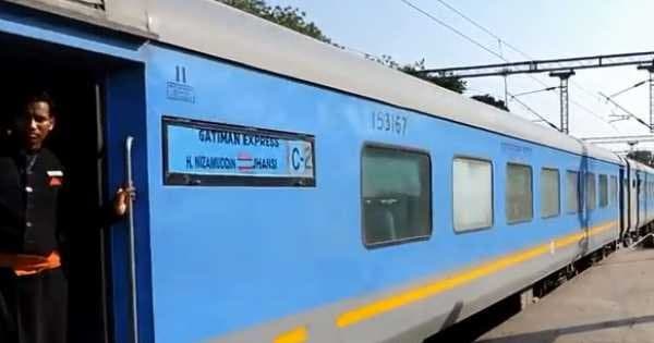 Taj Mahal Private Tour by Gatimaan Train