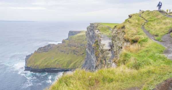 Cliffs of Moher Fully Guided Group Day Trip