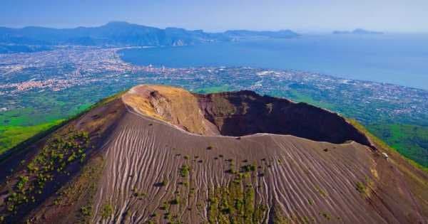 Ercolano Mt Vesuvio and Winery Tour from Naples