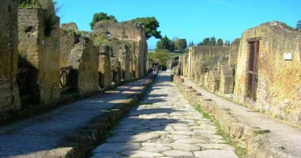 Private Transport to Herculaneum Ruins