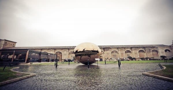 Roam the Vatican With Your Own Audioguide