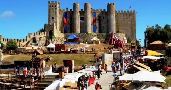 Óbidos - Medieval city from Lisbon