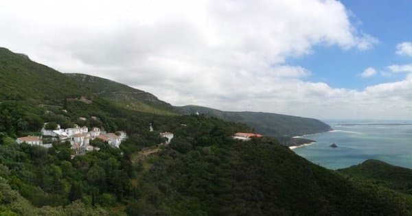 Private Transfer from Setúbal to Lisbon Airport