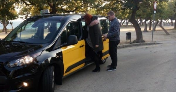 Private Round Trip Transfers To and From Barcelona BCN Airport and Barcelona City