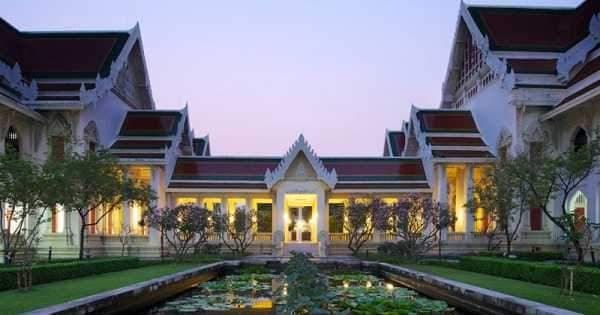 Bangkok's University Campus Tour