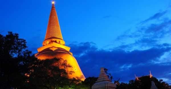 Go on a Train Tour to Kanchanaburi Province