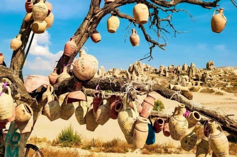 Full-Day Red Valley Hike & Kaymakli Underground City Tour