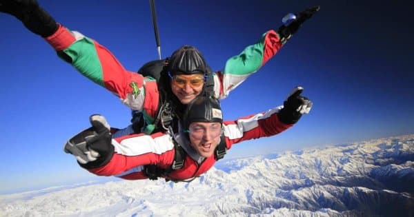 Grand Canyon South Rim Bus Tours with Skydiving