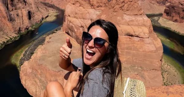 Grand Canyon West Rim Bus Tours with Helicopter, Boat and Hoover Dam Photo Stop