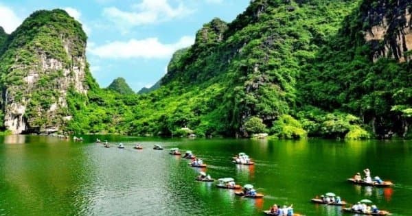 2-Day Tour Ninh Binh & Cuc Phuong National Park