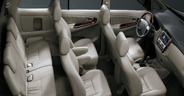 Hanoi Airport Arrival Transfer by 7 Seats Car