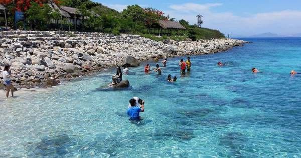 Nha Trang Diving Tour at Mun Island With Joining Boat